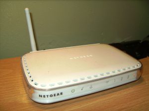 1200px-Netgear-DG834G-Router